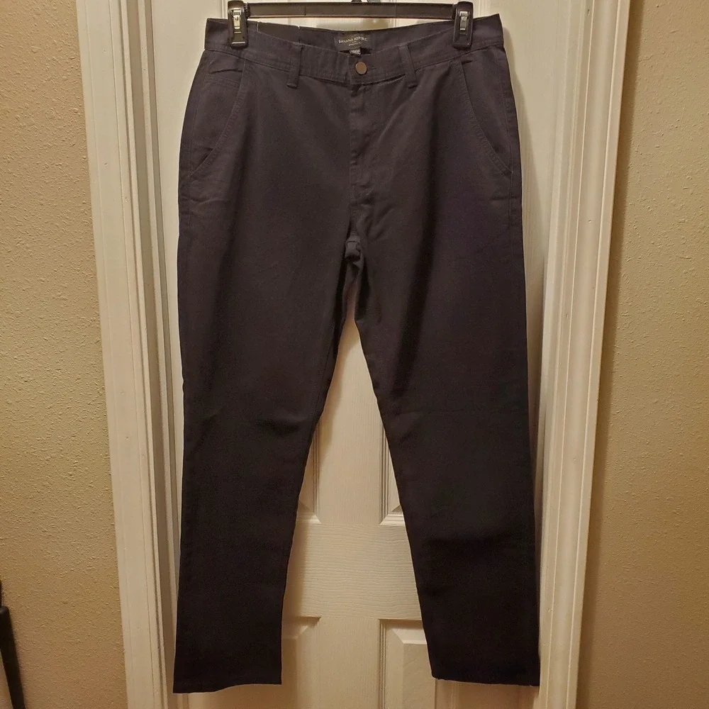 Banana Republic Surplus Twill Pant Mn 32x34 actual ins 30 BLK Athletic Taper NWT